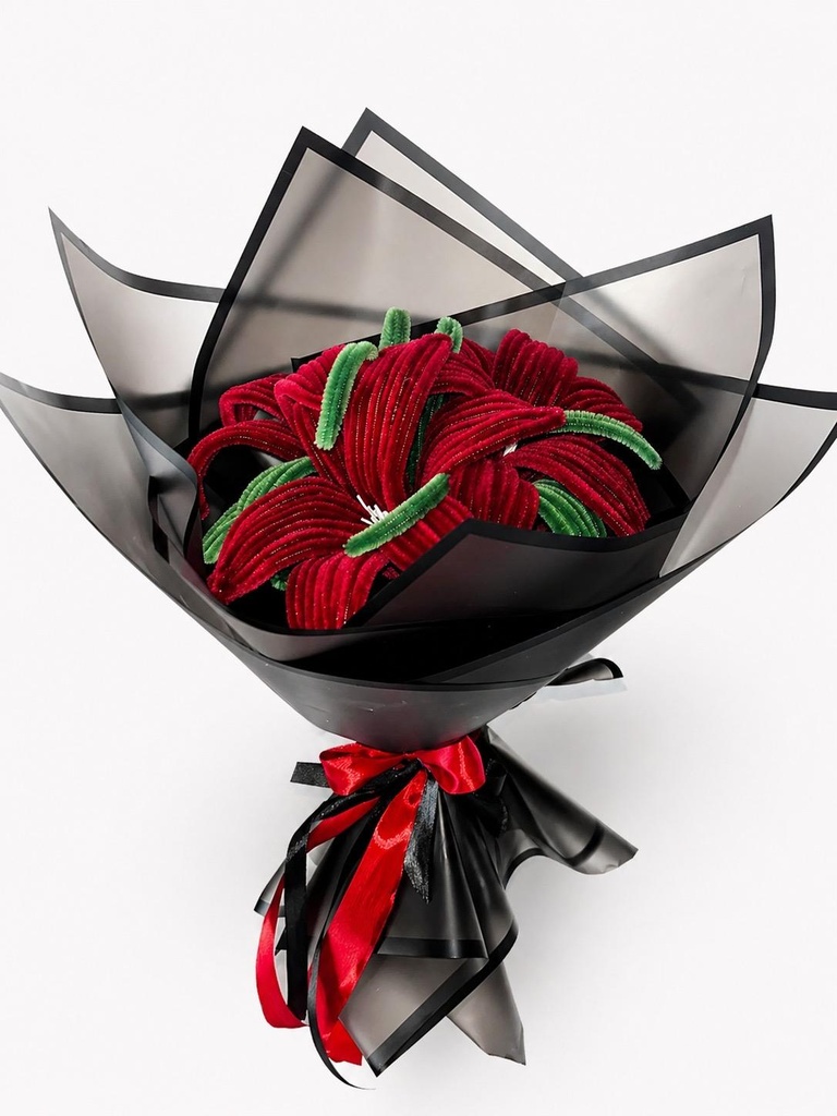 Red  Lily Flower Bouquet